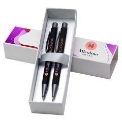 https://www.4pens.com/pub/media/catalog/product/cache/54e86e54672ee085708f964ca912d486/m/a/main-4pgs-ghfc-bowie-pen-pencil-gift-set-with-colorjet-box.jpg